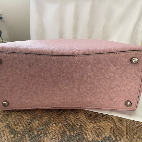 Coach Pink Pebbled Leather Purse. (unsure of model, but is authentic.) - Picture 3 of 12